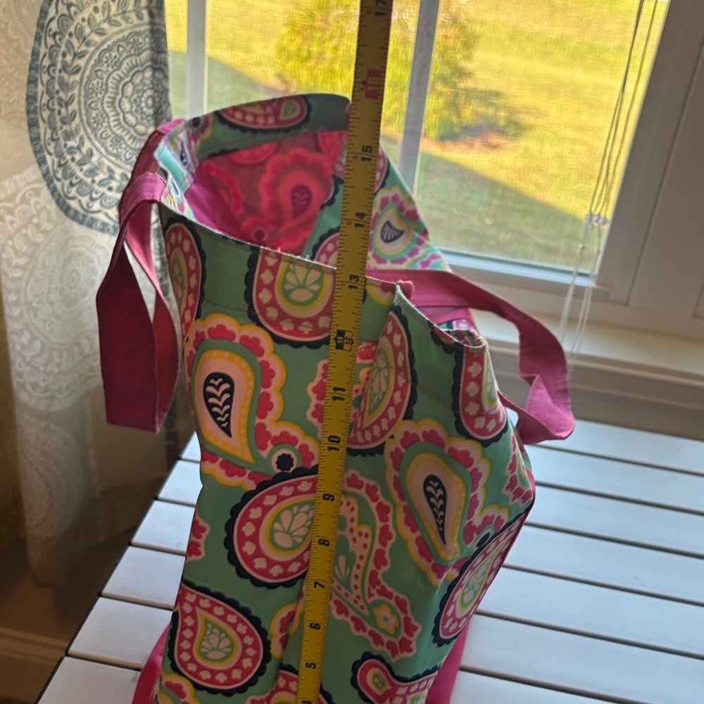 WB Pink and Blue Paisley Tote with a G monogram. - Picture 9 of 9